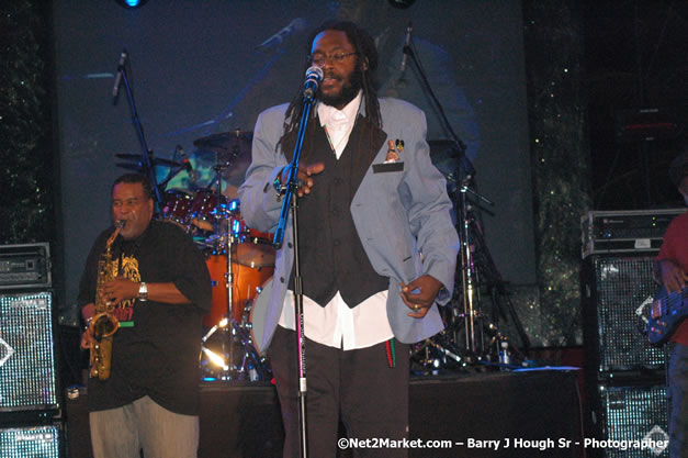 Tarrus Riley - Red Stripe Reggae Sumfest 2007 - Zenith - Saturday, July 21, 2007 - Catherine Hall, Montego Bay, St James, Jamaica W.I. - Negril Travel Guide, Negril Jamaica WI - http://www.negriltravelguide.com - info@negriltravelguide.com...!