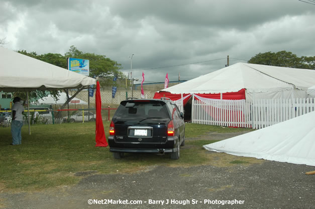 Venue Under Construction - Wednesday, July 18, 2007 - Red Stripe Reggae Sumfest at Catherine Hall, Montego Bay, St Jamaica, Jamaica W.I. - Negril Travel Guide.com, Negril Jamaica WI - http://www.negriltravelguide.com - info@negriltravelguide.com...!