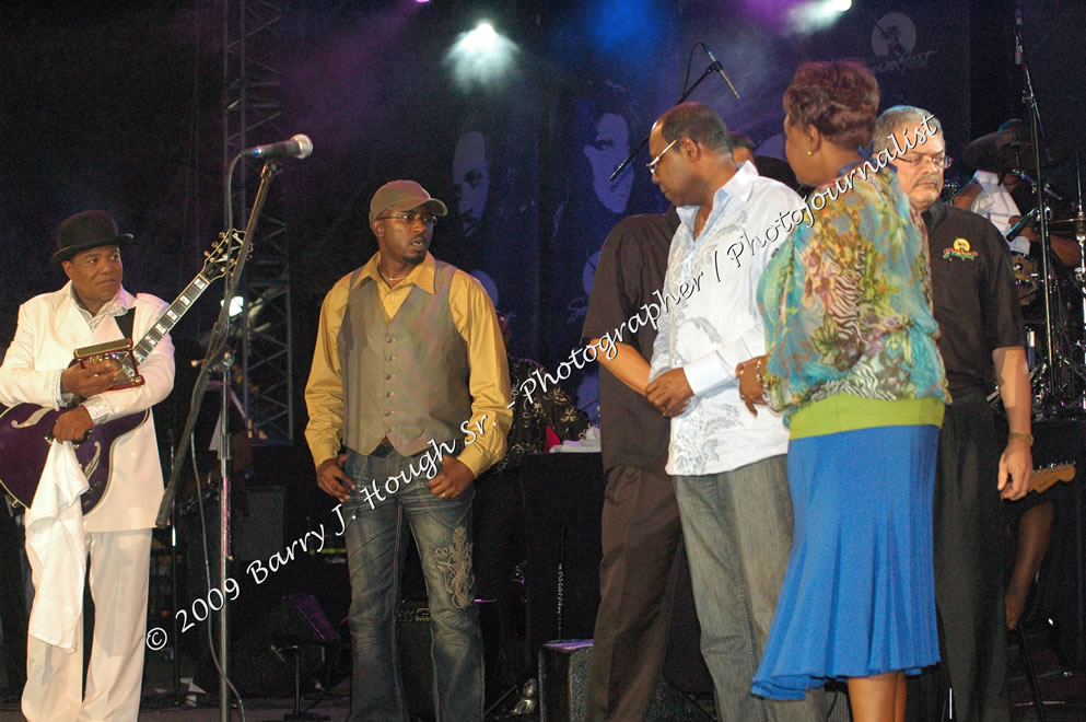  Michael Jackson - A Lifetime Achievement Award was presented to Michael Jackson and received by Tito Jackson @ Reggae Sumfest 2009 - International Night 2 - Reggae Sumfest 2009,Catherine Hall, Montego Bay, St. James, Jamaica W.I. - Saturday, July 25, 2009 - Reggae Sumfest 2009, July 19 - 25, 2009 - Photographs by Net2Market.com - Barry J. Hough Sr. Photojournalist/Photograper - Photographs taken with a Nikon D70, D100, or D300 - Negril Travel Guide, Negril Jamaica WI - http://www.negriltravelguide.com - info@negriltravelguide.com...!