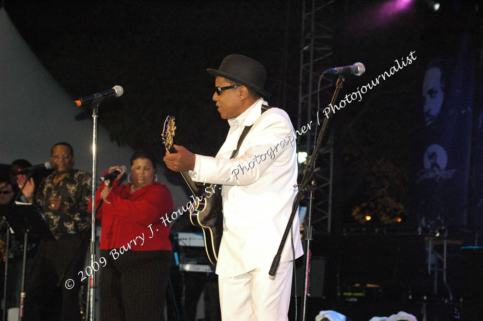 Tito Jackson @ Reggae Sumfest 2009 - International Night 2 - Tito Jackson, brother of the late King of Pop Michael Jackson performed live at Reggae Sumfest 2009. Reggae Sumfest 2009,Catherine Hall, Montego Bay, St. James, Jamaica W.I. - Saturday, July 25, 2009 - Reggae Sumfest 2009, July 19 - 25, 2009 - Photographs by Net2Market.com - Barry J. Hough Sr. Photojournalist/Photograper - Photographs taken with a Nikon D70, D100, or D300 - Negril Travel Guide, Negril Jamaica WI - http://www.negriltravelguide.com - info@negriltravelguide.com...!