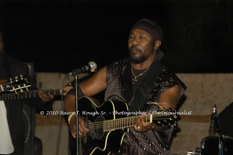 Toots and the Maytals - Grammy Award Winner @ Negril Fest - Presented by Money Cologne Promotions - Special Guest Star Jamaica Michael Jackson, Stama, Adeebe - Backed by Hurricane Band, MC Rev. BB on January 6, 2010 @ Roots Bamboo, Norman Manley Boulevard, Negril, Westmoreland, Jamaica W.I. - Photographs by Net2Market.com - Barry J. Hough Sr, Photographer/Photojournalist - The Negril Travel Guide - Negril's and Jamaica's Number One Concert Photography Web Site with over 40,000 Jamaican Concert photographs Published -  Negril Travel Guide, Negril Jamaica WI - http://www.negriltravelguide.com - info@negriltravelguide.com...!