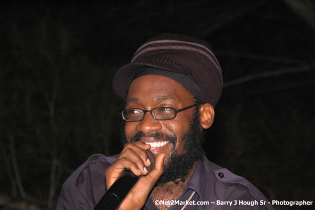 Tarrus Riley, Jimmy Riley, and Dwayne Stephensen - Money Cologne Promotions in association with "British Link Up" presents Summer Jam featuring She's Royal Tarrus Riley & Jimmy Riley - Plus Ras Slick, Sham Dawg, and Whiskey Bagio @ Roots Bamboo, Norman Manley Boulevard, Negril, Jamaica W.I. - Backed up Dean Fraser & The Hurricanne Band - MC Barry G and Rev. BB - July 25, 2007 - Negril Travel Guide.com, Negril Jamaica WI - http://www.negriltravelguide.com - info@negriltravelguide.com...!