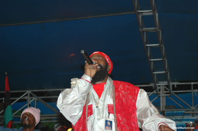 Capleton - Spring Break 2005 -  6th Anniversary - All Day - All Night - Photo Gallery - Sunday, March 13th - Long Bay Beach, Negril Jamaica - Negril Travel Guide, Negril Jamaica WI - http://www.negriltravelguide.com - info@negriltravelguide.com...!