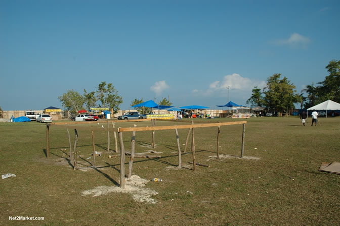 Spring Break 2005 -  6th Anniversary - All Day - All Night - Photo Gallery - Sunday, March 13th - Long Bay Beach, Negril Jamaica - Negril Travel Guide, Negril Jamaica WI - http://www.negriltravelguide.com - info@negriltravelguide.com...!