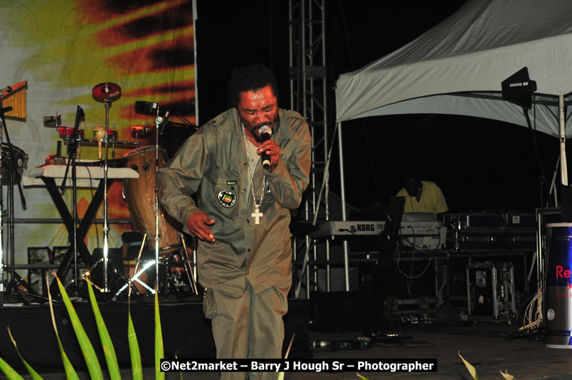 Unite The People An International Reggae Fest, Featuring: Beres Hammond, Coco T, Queen Ifrica, Khalil, Cameal Davis, Iley Dread, Rochelle, Geoffrey Star, Ras Penco, Kool DeLoy, Otis Gayle, J.McKay, Tiney Winey, Venue at Norman Manley Boulevard, Negril, Westmoreland, Jamaica - Saturday, April 4, 2009 - Photographs by Net2Market.com - Barry J. Hough Sr, Photographer/Photojournalist - Negril Travel Guide, Negril Jamaica WI - http://www.negriltravelguide.com - info@negriltravelguide.com...!