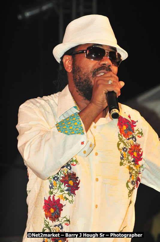 Unite The People An International Reggae Fest, Featuring: Beres Hammond, Coco T, Queen Ifrica, Khalil, Cameal Davis, Iley Dread, Rochelle, Geoffrey Star, Ras Penco, Kool DeLoy, Otis Gayle, J.McKay, Tiney Winey, Venue at Norman Manley Boulevard, Negril, Westmoreland, Jamaica - Saturday, April 4, 2009 - Photographs by Net2Market.com - Barry J. Hough Sr, Photographer/Photojournalist - Negril Travel Guide, Negril Jamaica WI - http://www.negriltravelguide.com - info@negriltravelguide.com...!