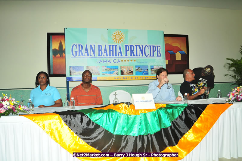 Usain Bolt of Jamaica - The Fastest Man In The World  - Usain Bolt Homecoming Celebrations - Press Conference at the Grand Bahia Principe &amp; Sherwood Content - Waldensia Primary School - Photographs by Net2Market.com - Barry J. Hough Sr. Photojournalist/Photograper - Photographs taken with a Nikon D300 - Negril Travel Guide, Negril Jamaica WI - http://www.negriltravelguide.com - info@negriltravelguide.com...!