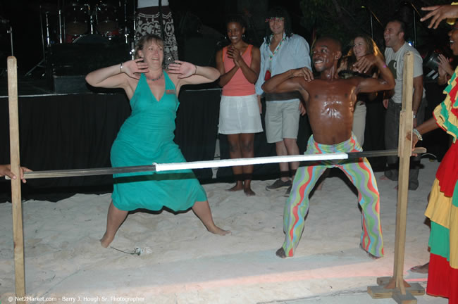 Half Moon Resort Party - Virgin Atlantic Inaugural Flight To Montego Bay, Jamaica Photos - Sir Richard Branson, President & Family, and 450 Passengers - Party Royal Pavillion at Half Moon Resort, Montego Bay, Jamaica - Monday, July 3, 2006 - Negril Travel Guide, Negril Jamaica WI - http://www.negriltravelguide.com - info@negriltravelguide.com...!