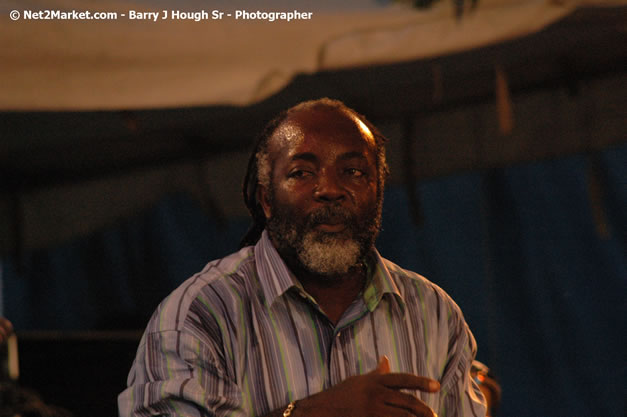 Freddie McGregor @ Western Consciousness 2007 - Presented by King of Kings Productons - Saturday, April 28, 2007 - Llandilo Cultural Centre, Savanna-La-Mar, Westmoreland, Jamaica W.I. - Negril Travel Guide, Negril Jamaica WI - http://www.negriltravelguide.com - info@negriltravelguide.com...!