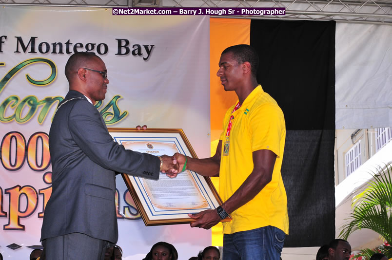 The City of Montego Bay Welcomes Our 2008 Olympians - Western Motorcade - Civic Ceremony - A Salute To Our Beijing Heros - Sam Sharpe Square, Montego Bay, Jamaica - Tuesday, October 7, 2008 - Photographs by Net2Market.com - Barry J. Hough Sr. Photojournalist/Photograper - Photographs taken with a Nikon D300 - Negril Travel Guide, Negril Jamaica WI - http://www.negriltravelguide.com - info@negriltravelguide.com...!