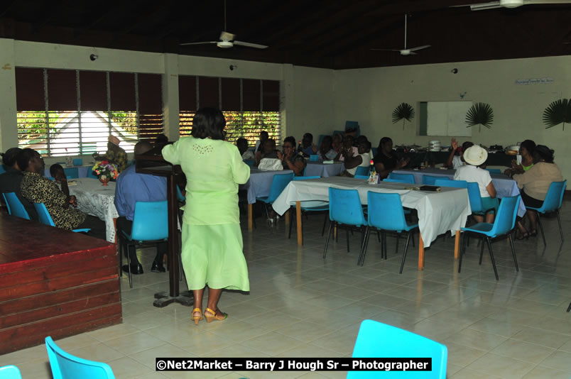 The Graduation Ceremony Of Police Officers - Negril Education Evironmaent Trust (NEET), Graduation Exercise For Level One Computer Training, Venue at Travellers Beach Resort, Norman Manley Boulevard, Negril, Westmoreland, Jamaica - Saturday, April 5, 2009 - Photographs by Net2Market.com - Barry J. Hough Sr, Photographer/Photojournalist - Negril Travel Guide, Negril Jamaica WI - http://www.negriltravelguide.com - info@negriltravelguide.com...!